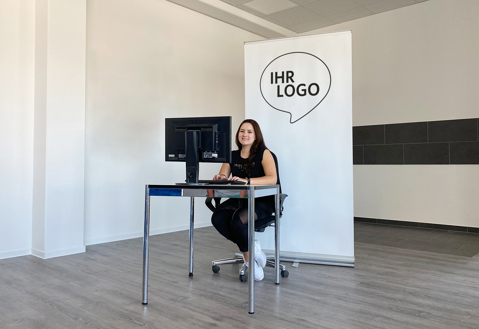 RollUp Rückwand mit Logo